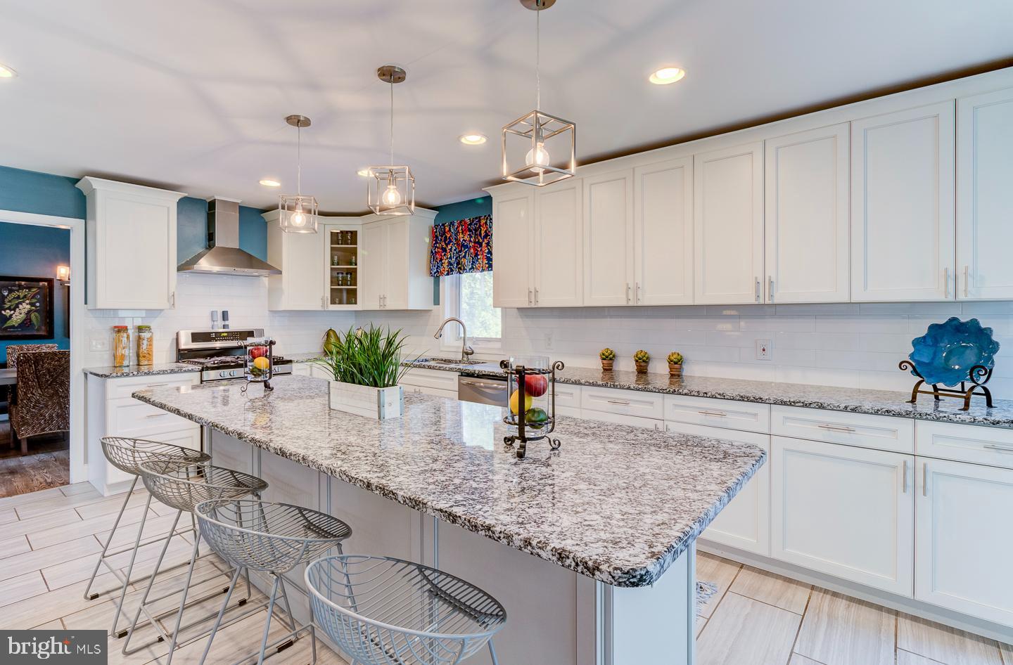 115 Haywood Rd