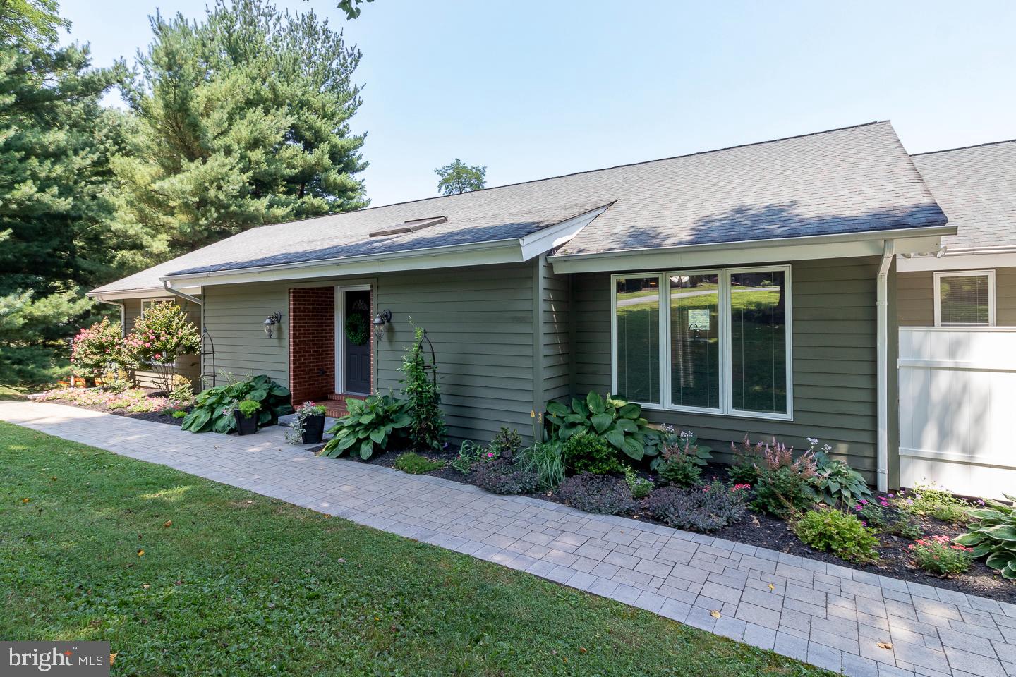 115 Haywood Rd