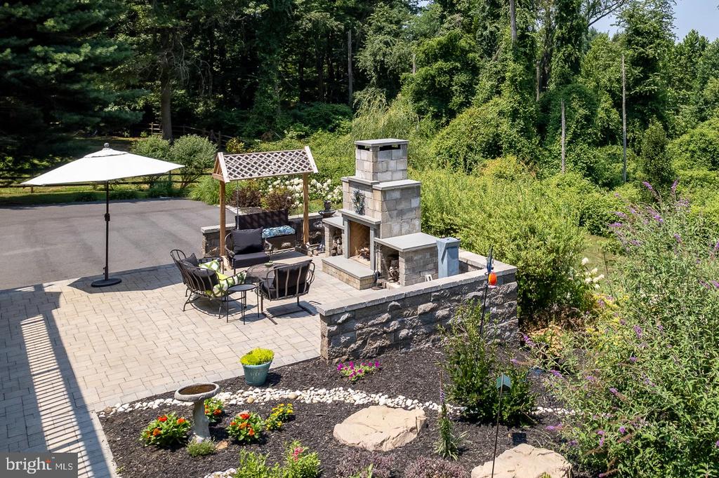 115 Haywood Rd
