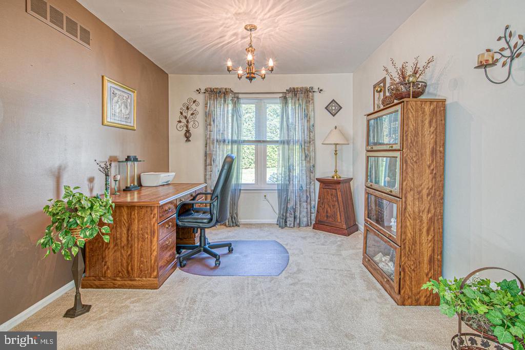 203 HAZEL RIDGE DRIVE