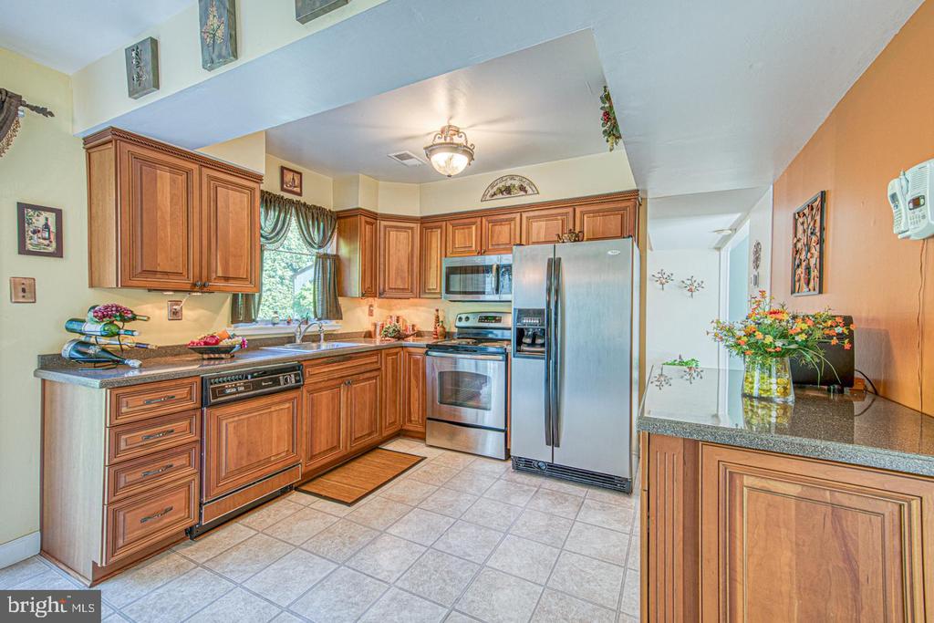 203 HAZEL RIDGE DRIVE