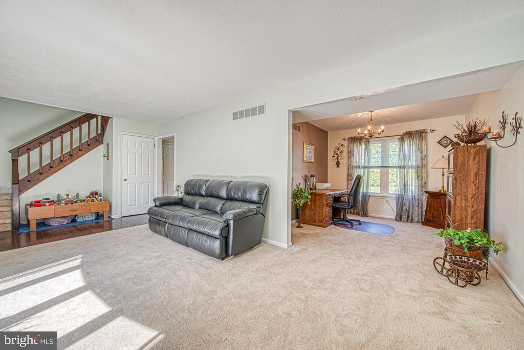 203 HAZEL RIDGE DRIVE