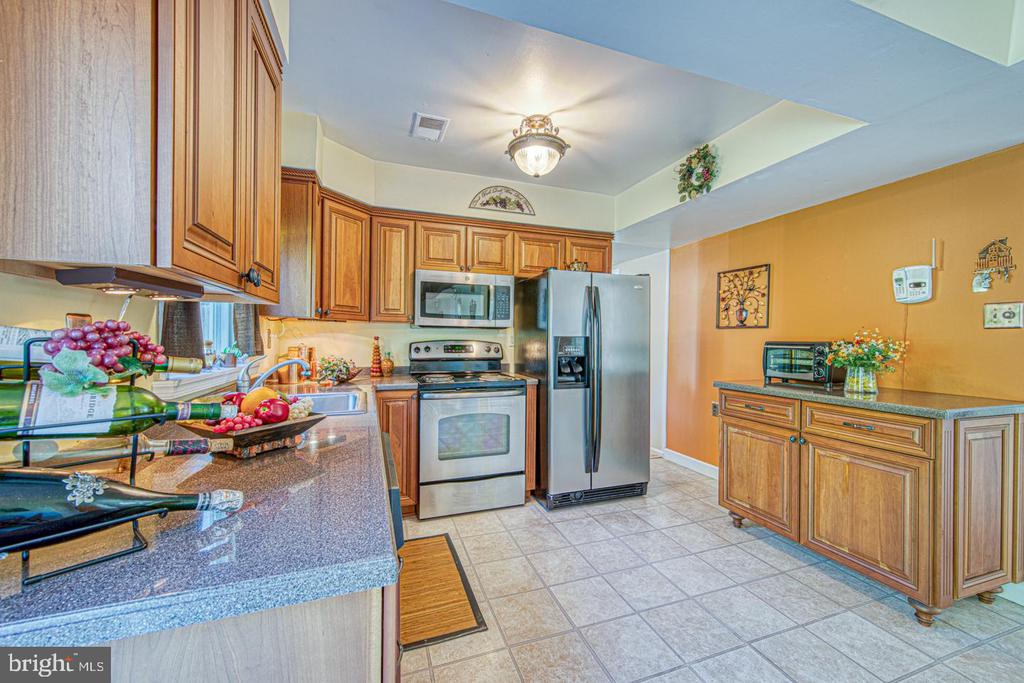203 HAZEL RIDGE DRIVE