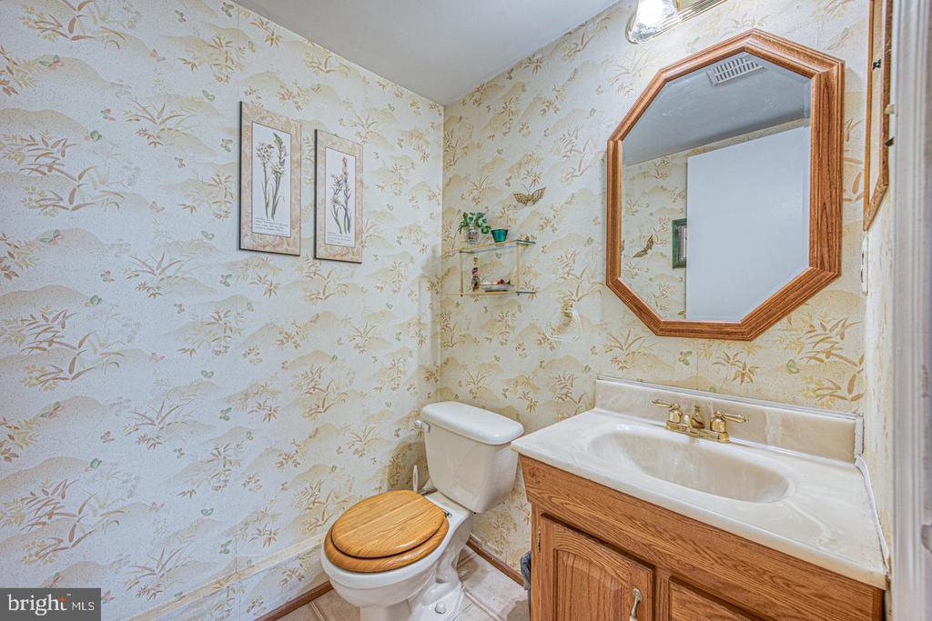 203 HAZEL RIDGE DRIVE