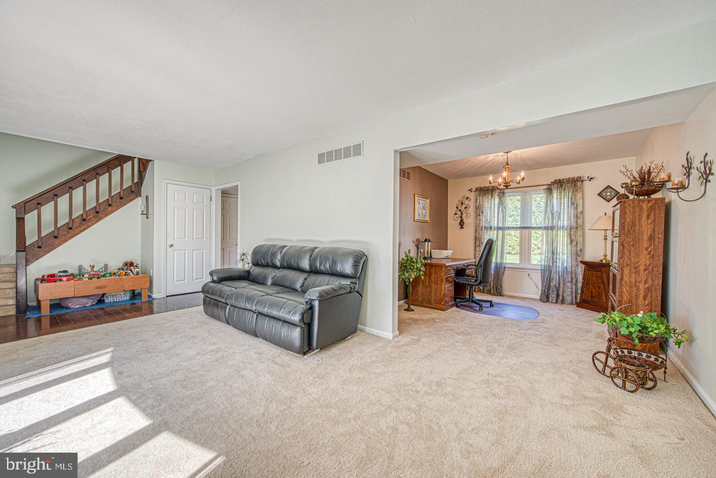 203 HAZEL RIDGE DRIVE