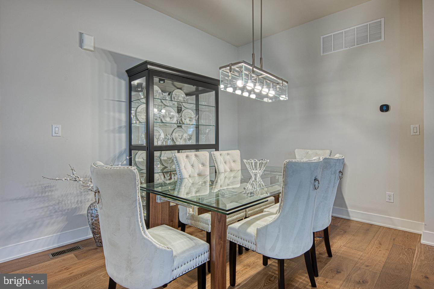 540 Gauge St