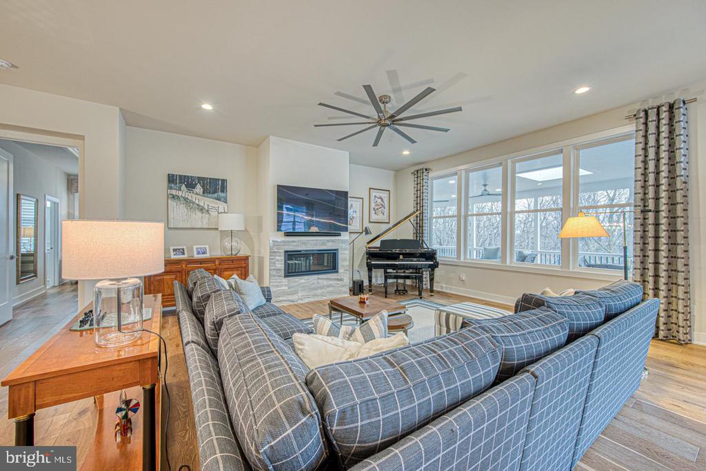 540 Gauge St