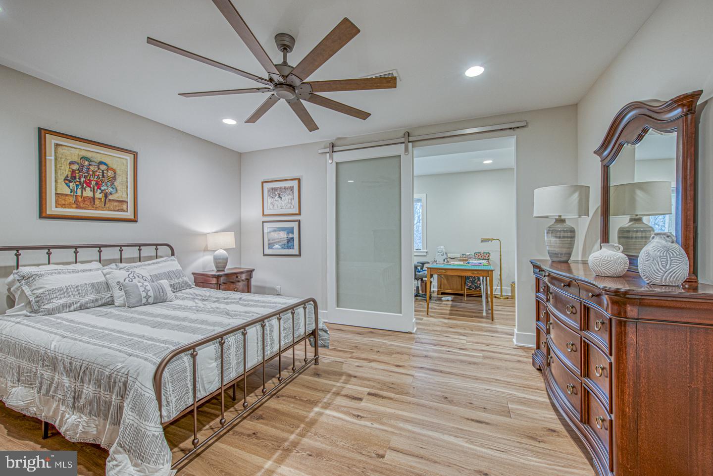 540 Gauge St
