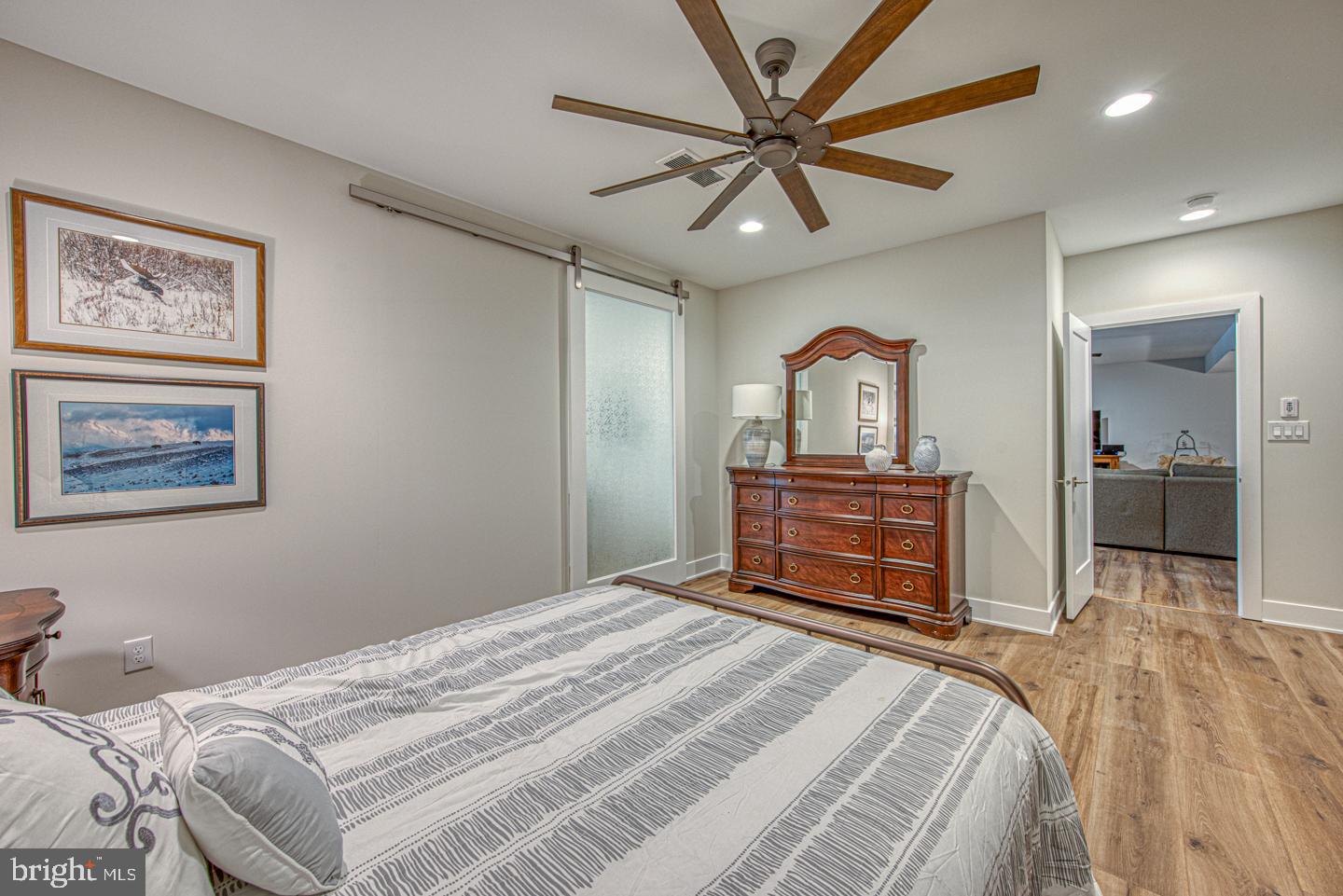 540 Gauge St