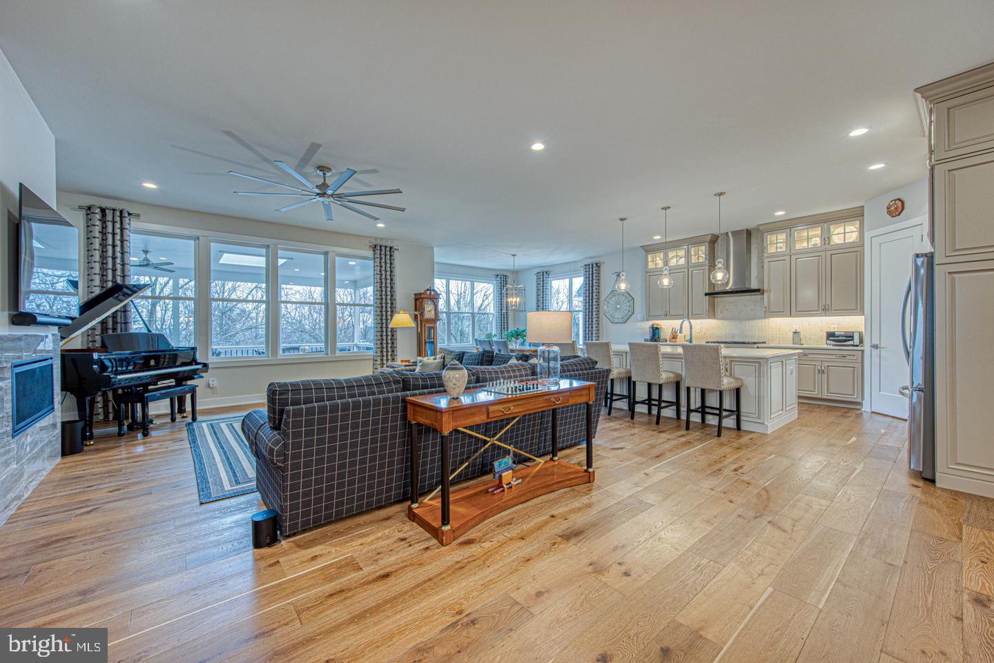 540 Gauge St