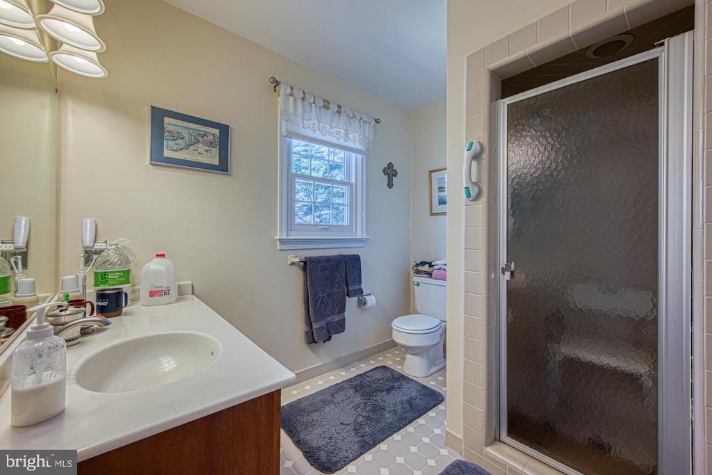 1275 Southgate Rd