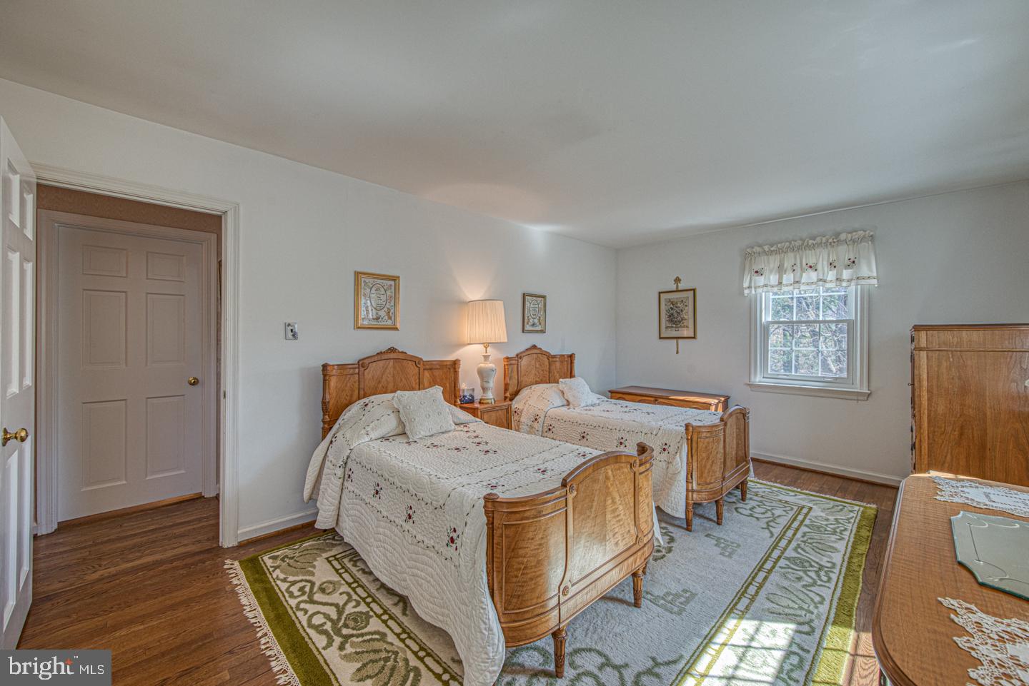 1275 Southgate Rd