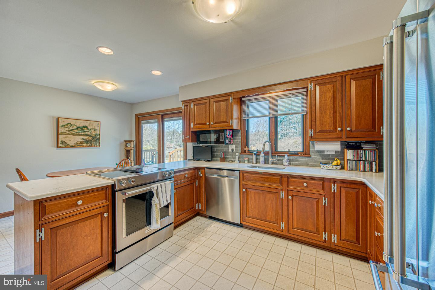 1275 Southgate Rd