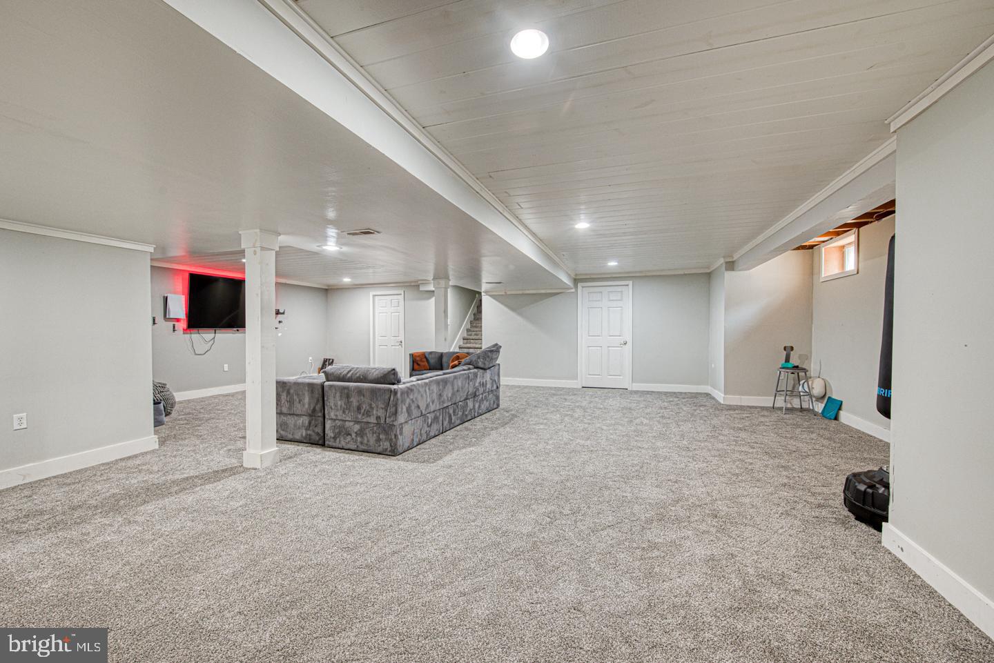 732 Slate Hill Dr