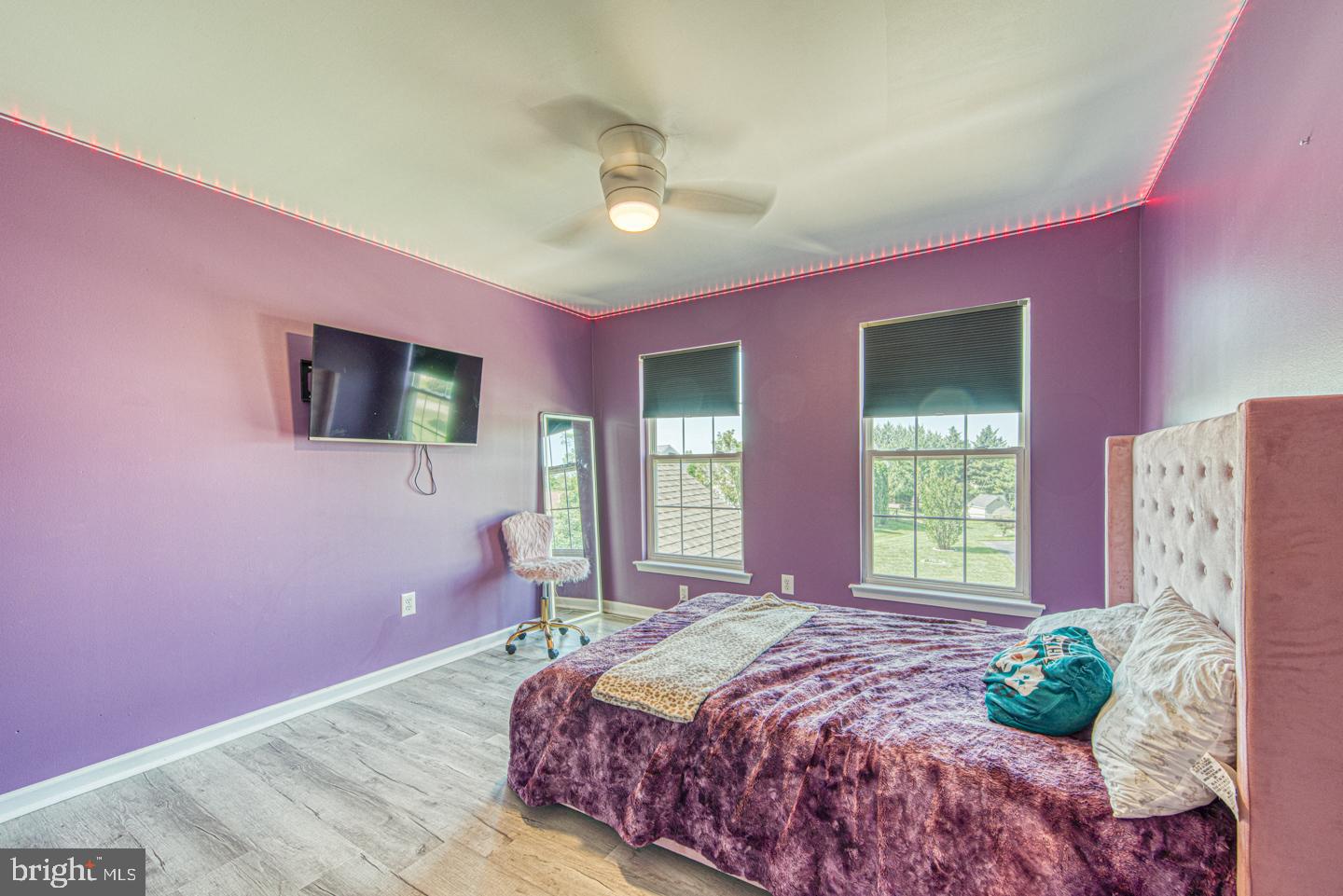 732 Slate Hill Dr