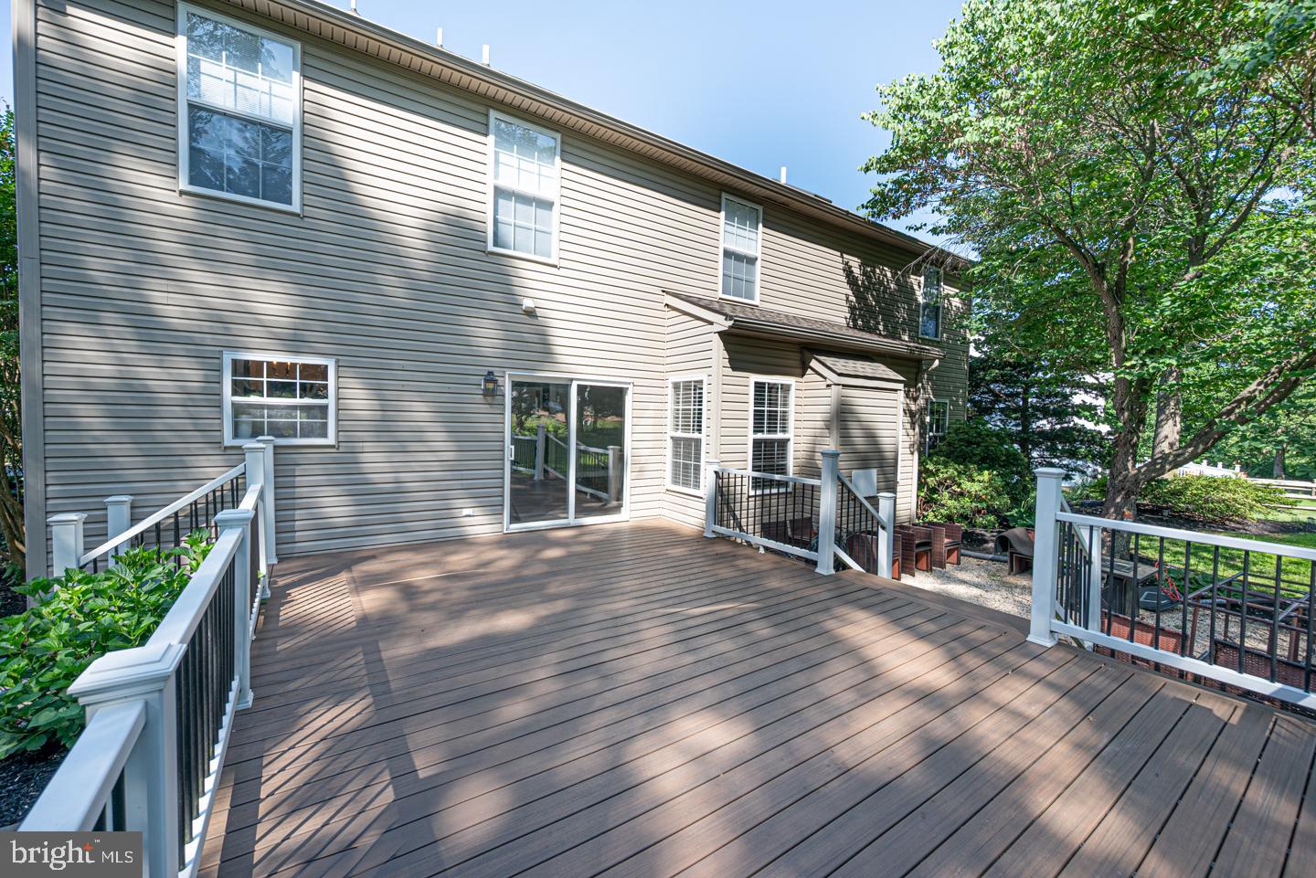 732 Slate Hill Dr
