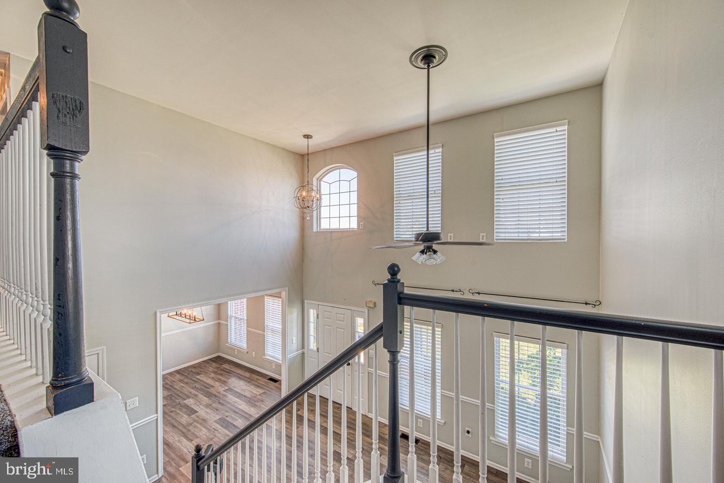 732 Slate Hill Dr