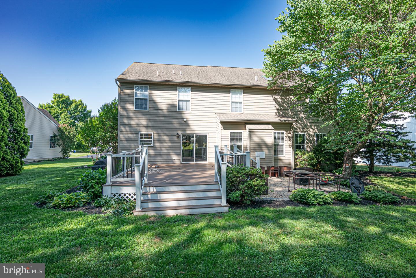732 Slate Hill Dr