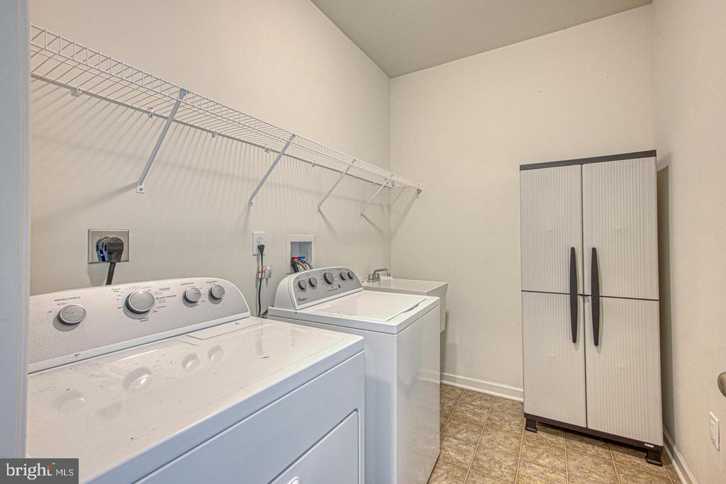 231 ROSE VIEW DRIVE
