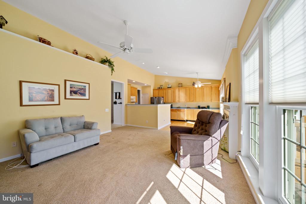 206 JOYCE CIRCLE
