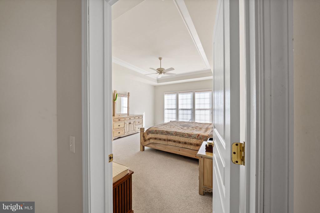 206 JOYCE CIRCLE
