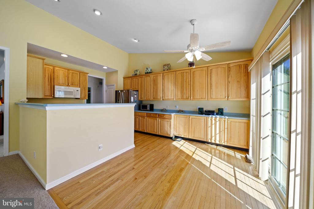 206 JOYCE CIRCLE