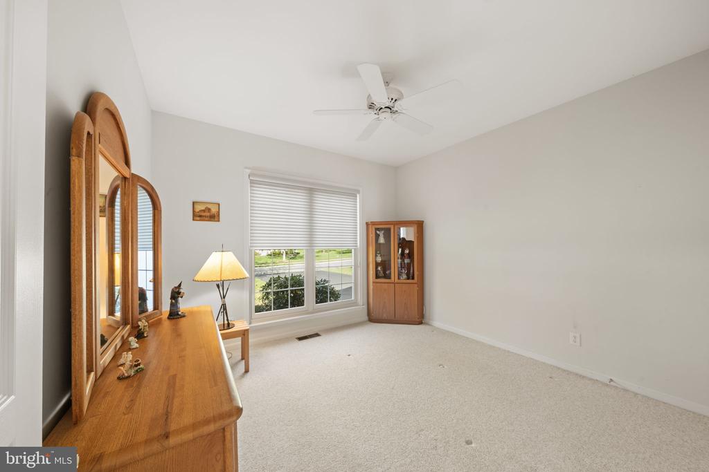 206 JOYCE CIRCLE