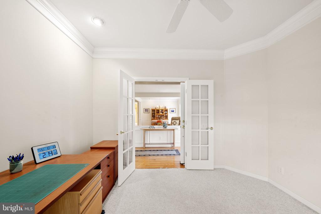 206 JOYCE CIRCLE