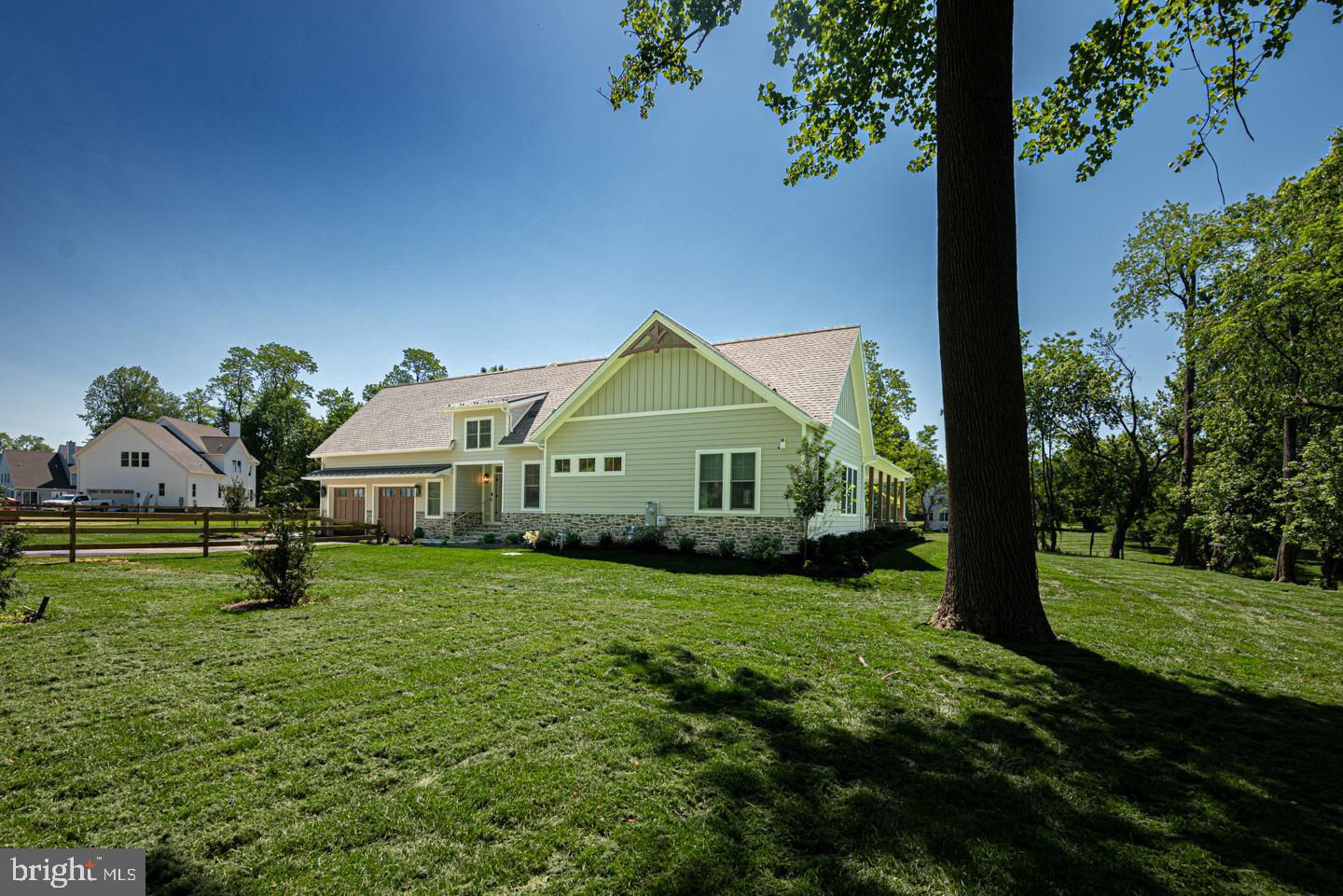 1110 W STREET ROAD B