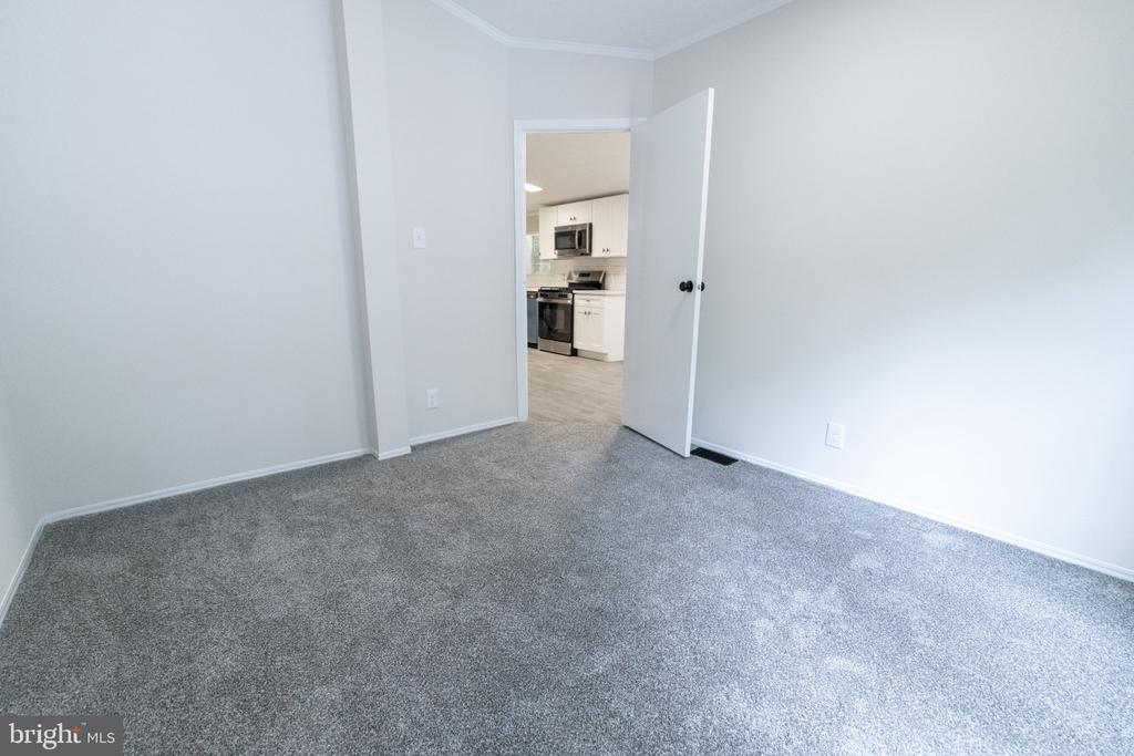 101 RIDGE AVENUE