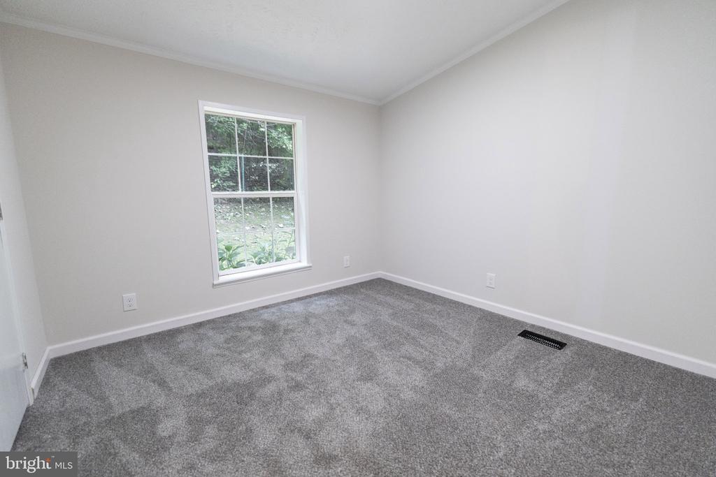 101 RIDGE AVENUE
