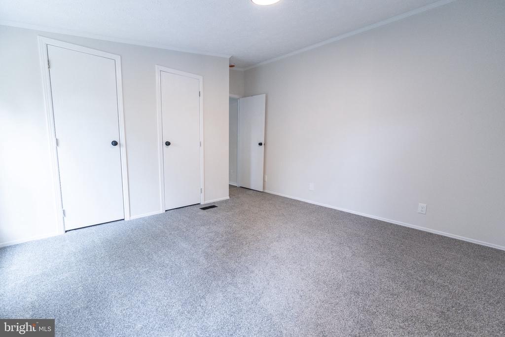 101 RIDGE AVENUE