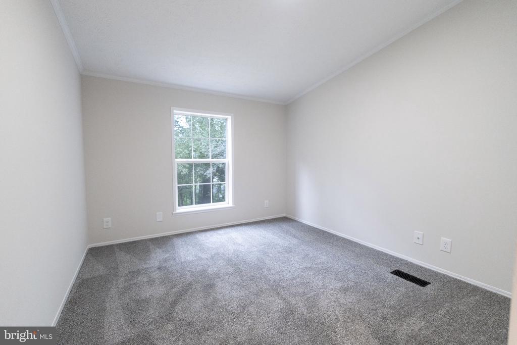 101 RIDGE AVENUE