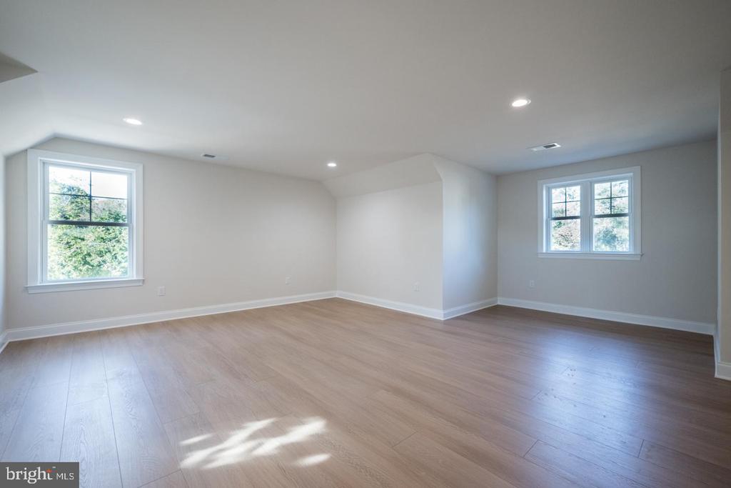 552 OLD FORGE ROAD Unit: LOT # 1