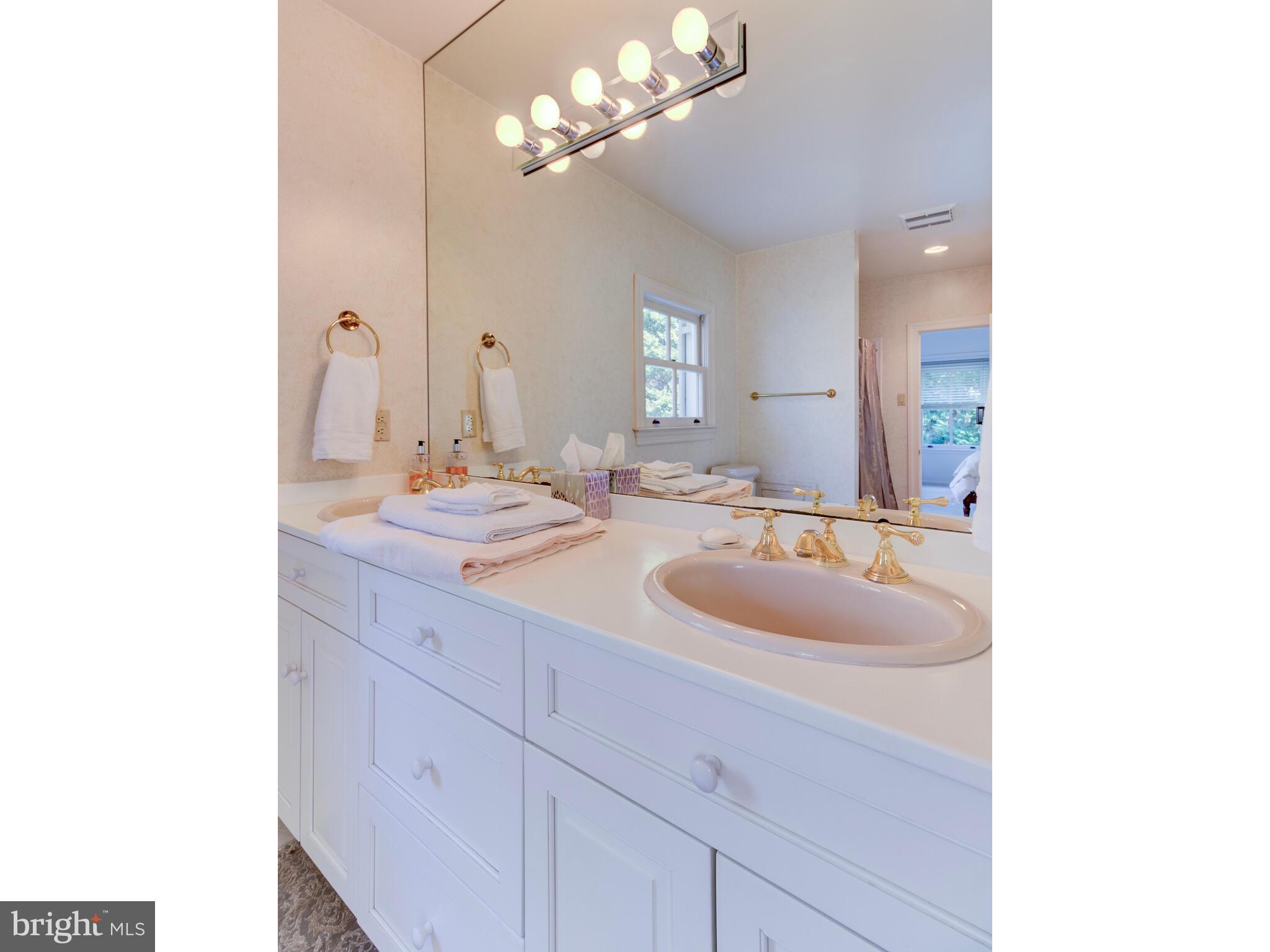 137 Painter ROAD