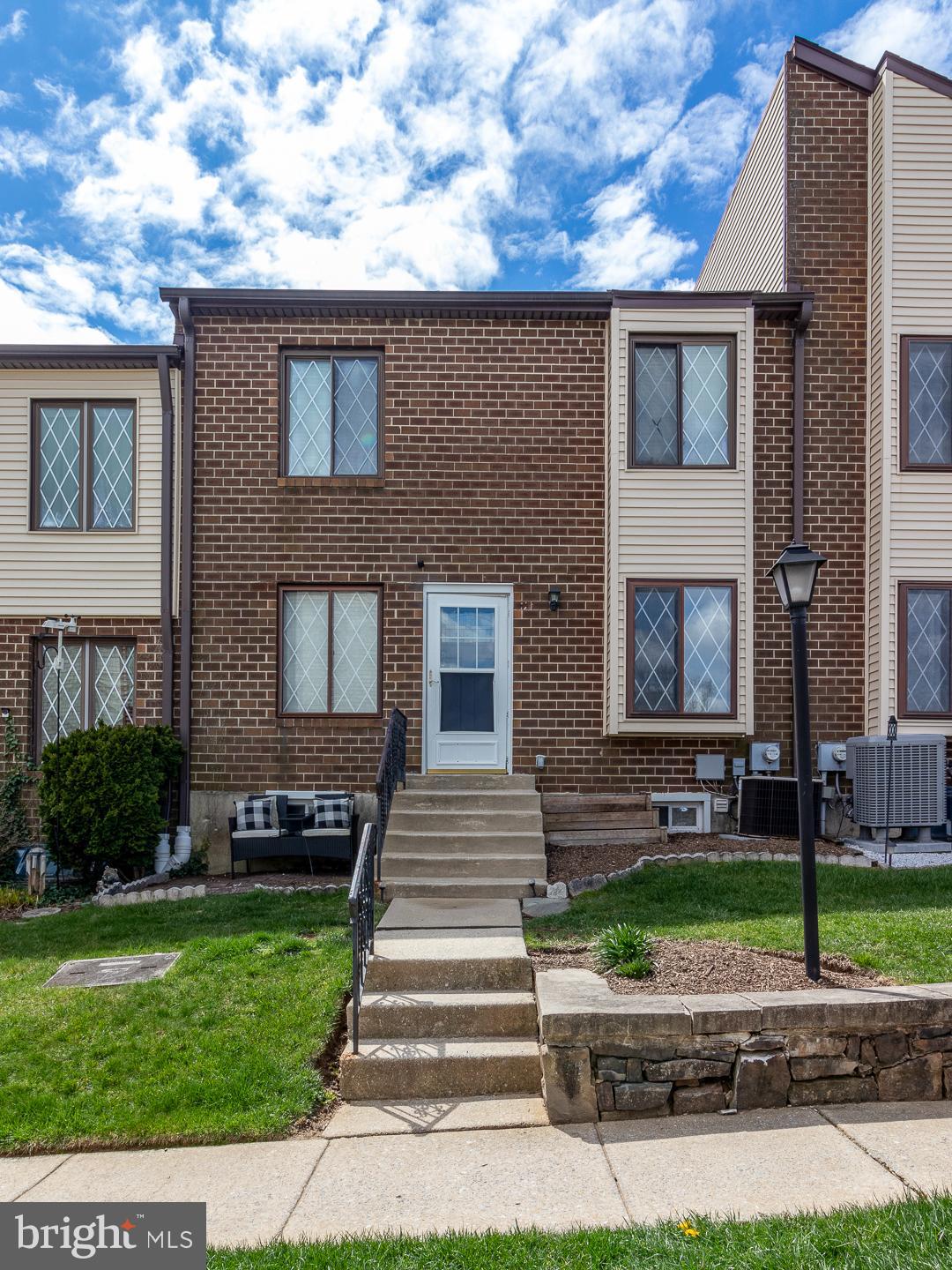 5200 Hilltop Dr #S17