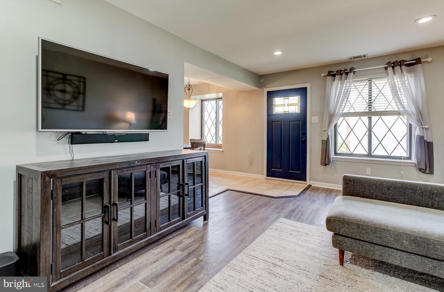 5200 Hilltop Dr #S17