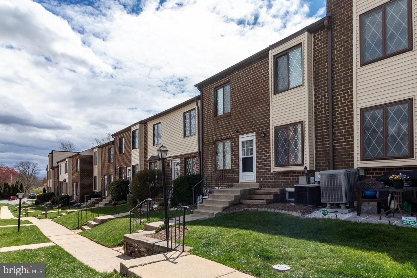 5200 Hilltop Dr #S17