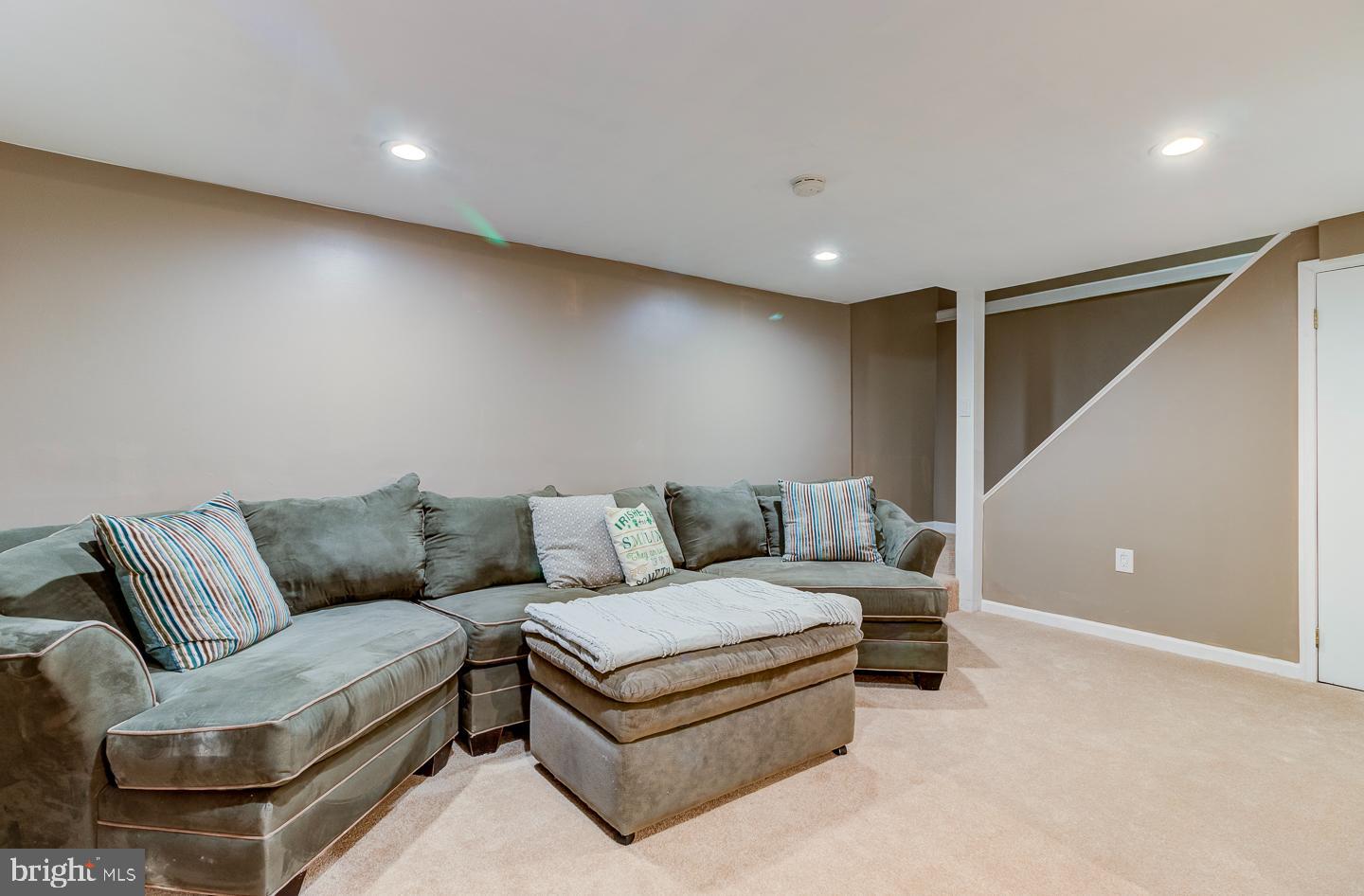 5200 Hilltop Dr #S17