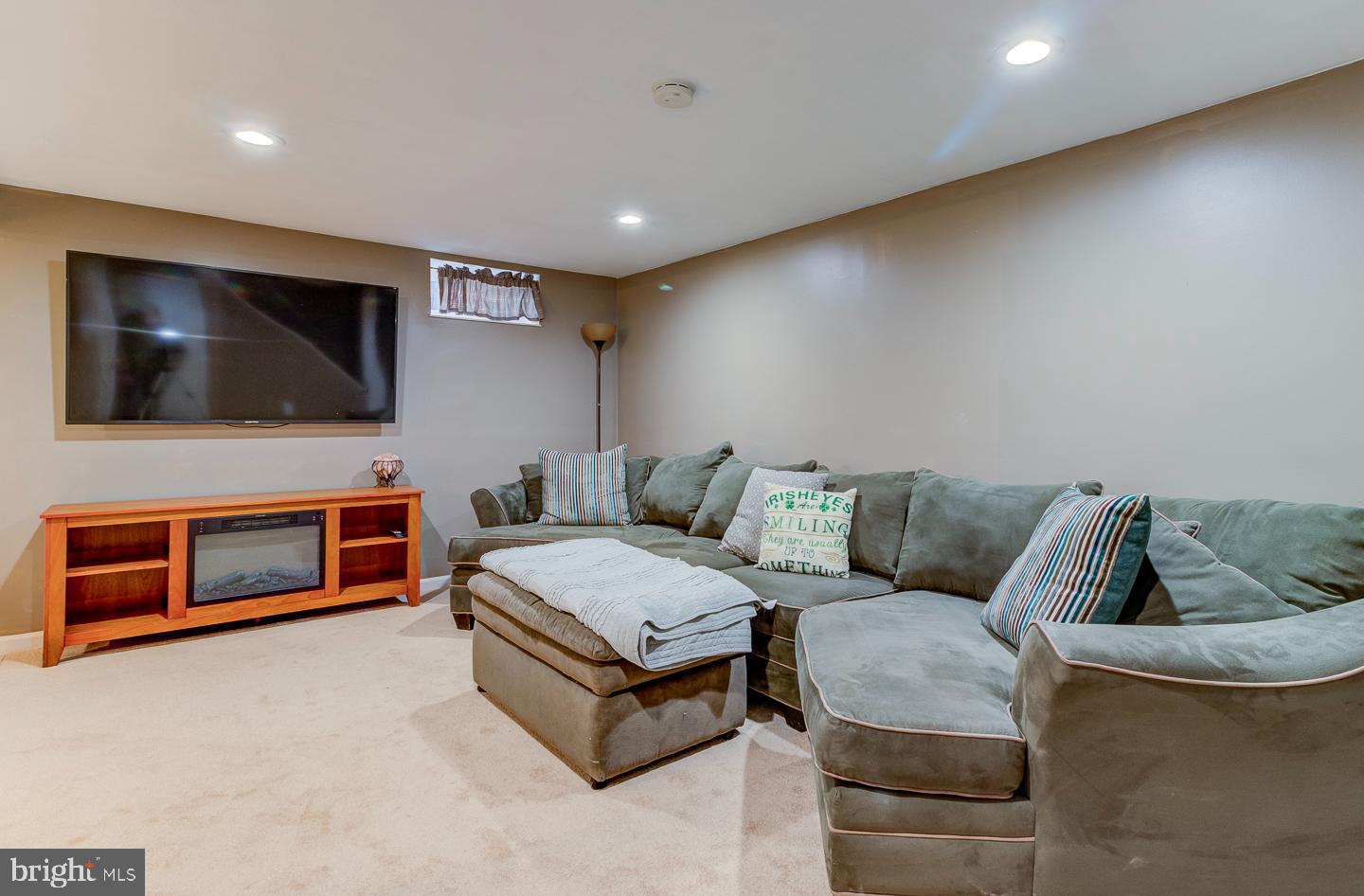 5200 Hilltop Dr #S17