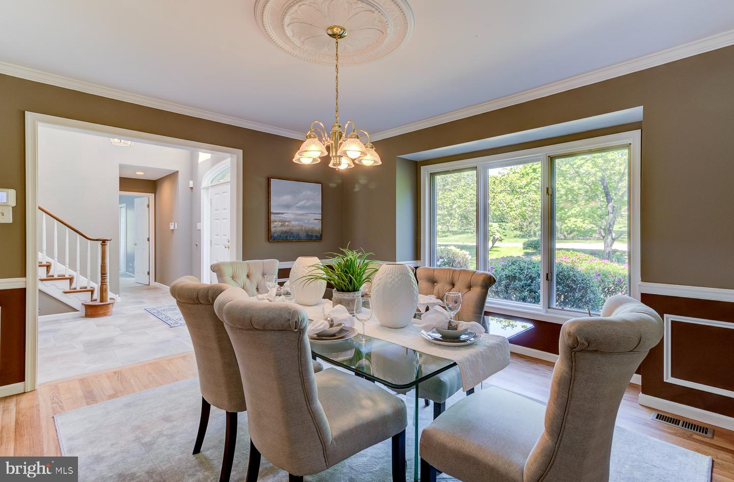 4 E Spring Oak Cir