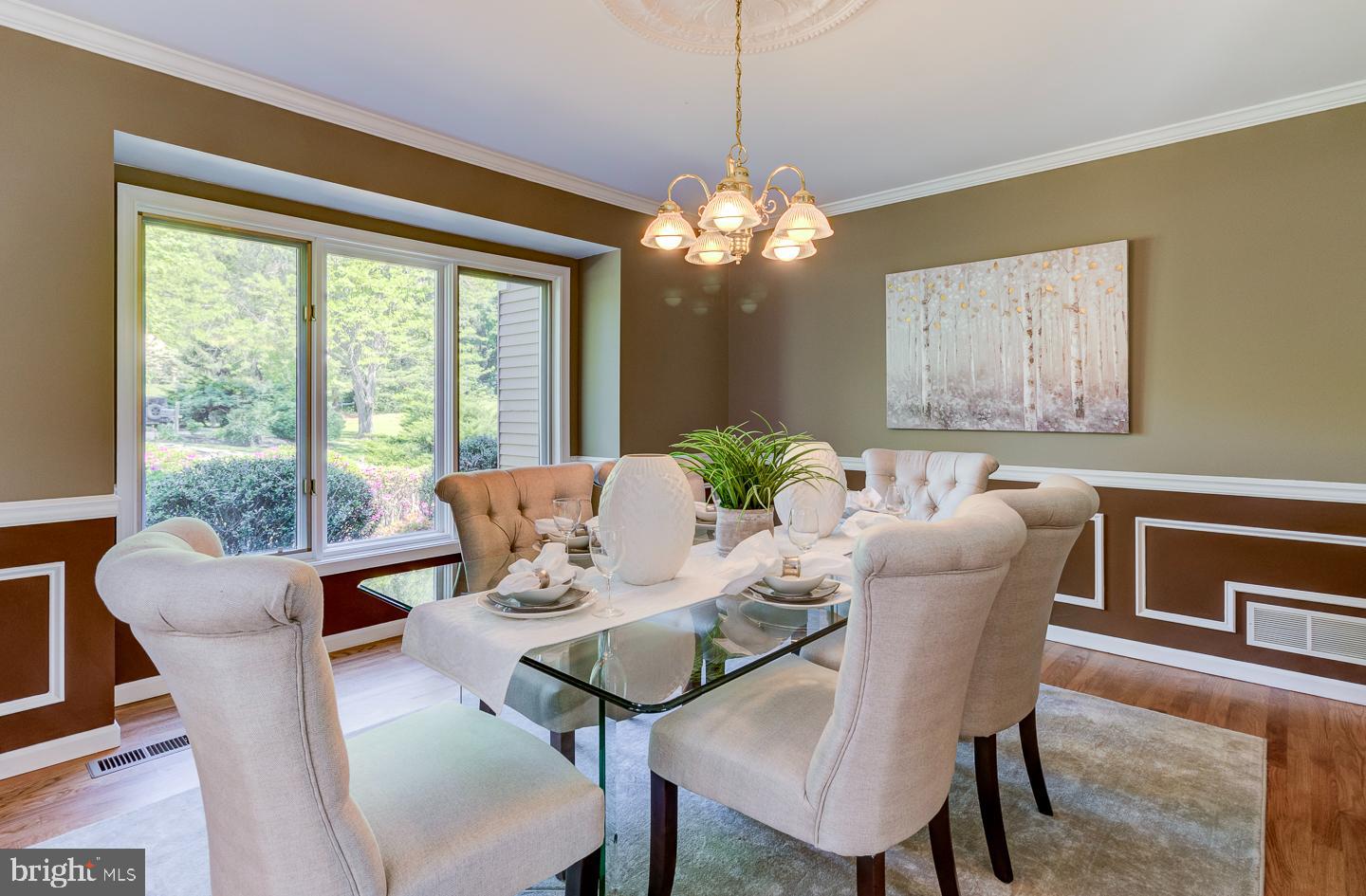 4 E Spring Oak Cir