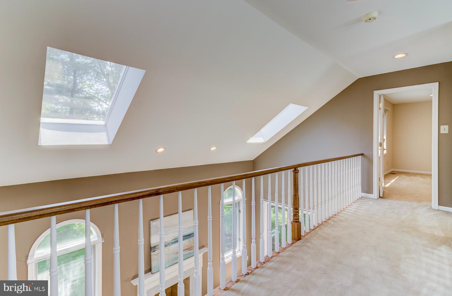 4 E Spring Oak Cir