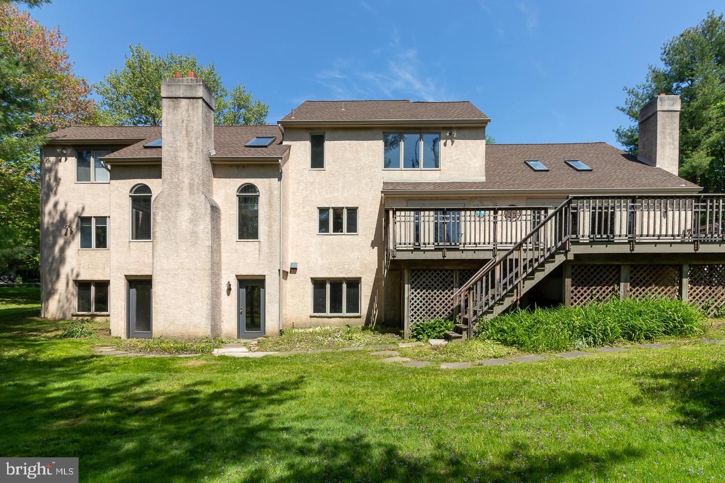 4 E Spring Oak Cir