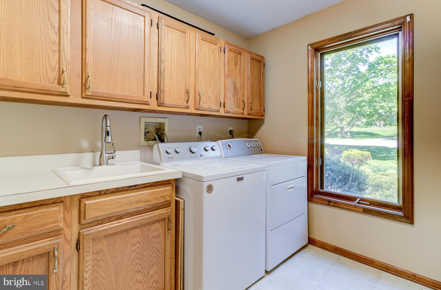 4 E Spring Oak Cir