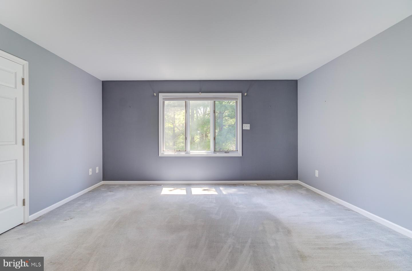 4 E Spring Oak Cir