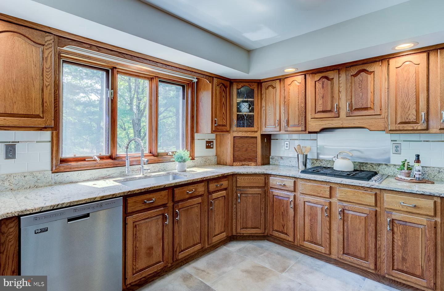 4 E Spring Oak Cir