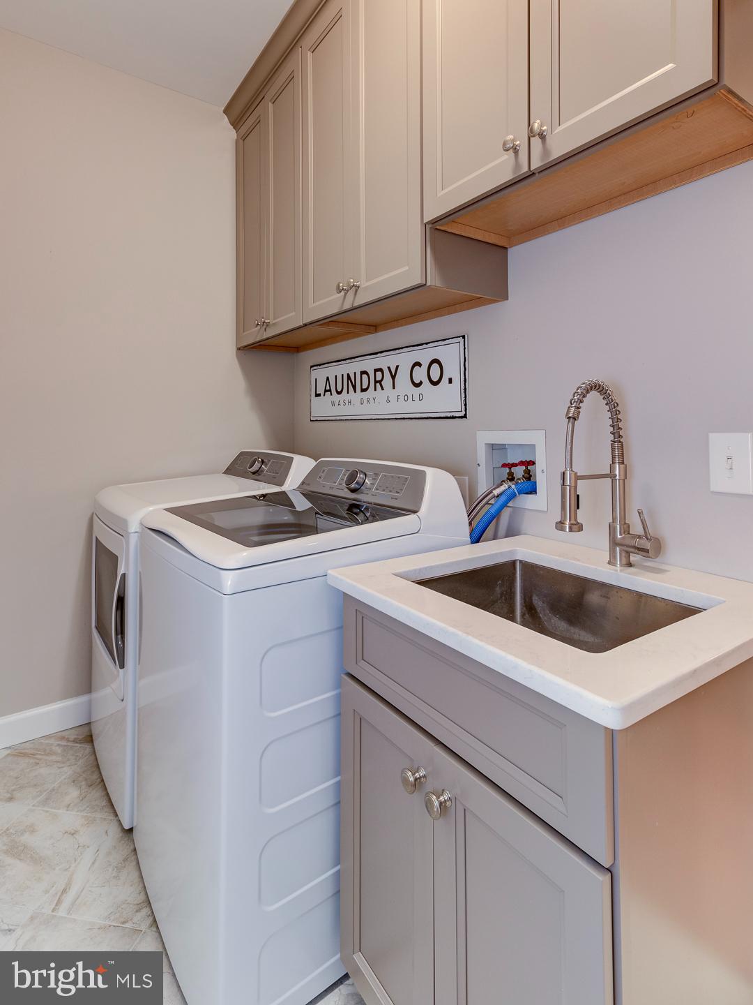 24 Cherry Cir