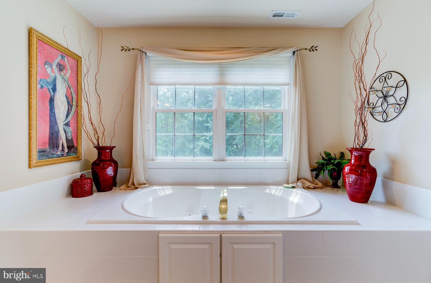 18 Cherry Cir