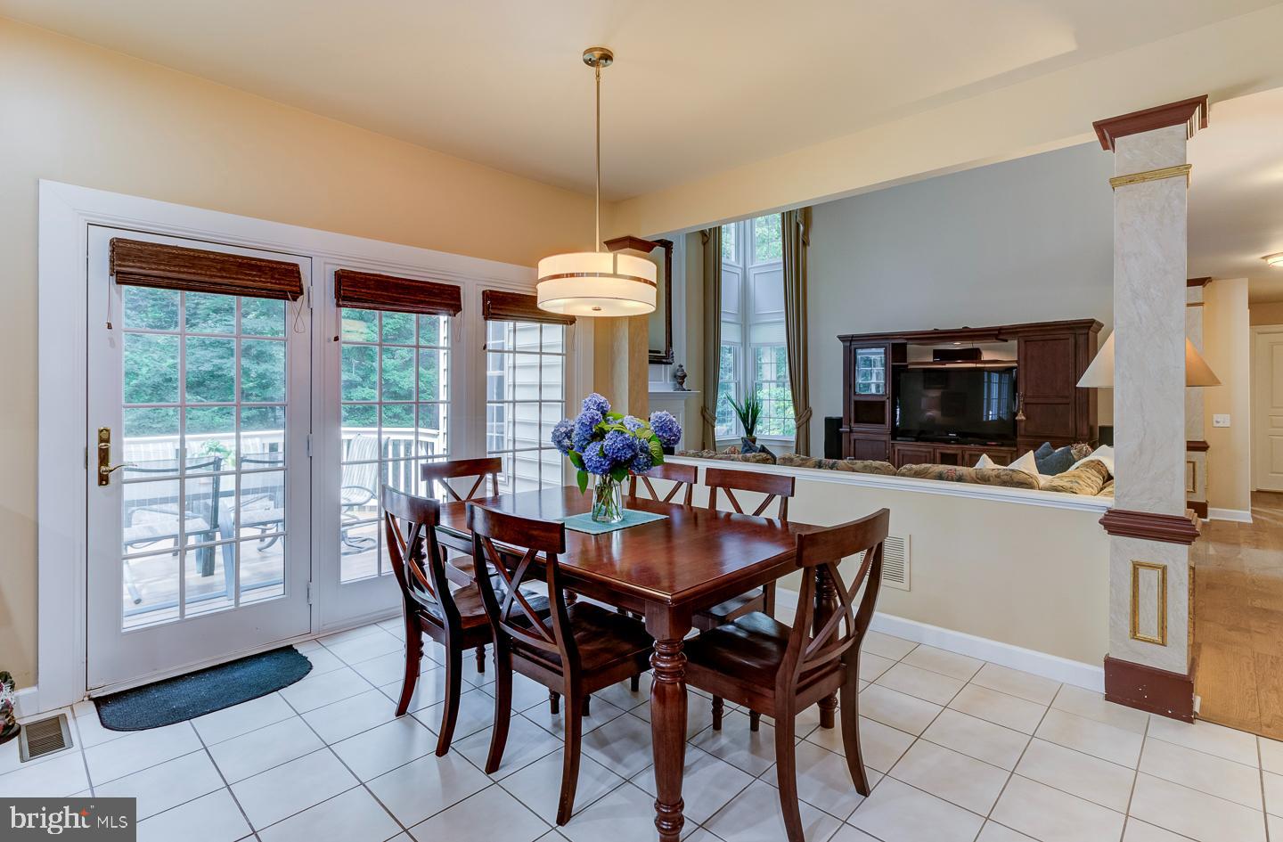 18 Cherry Cir
